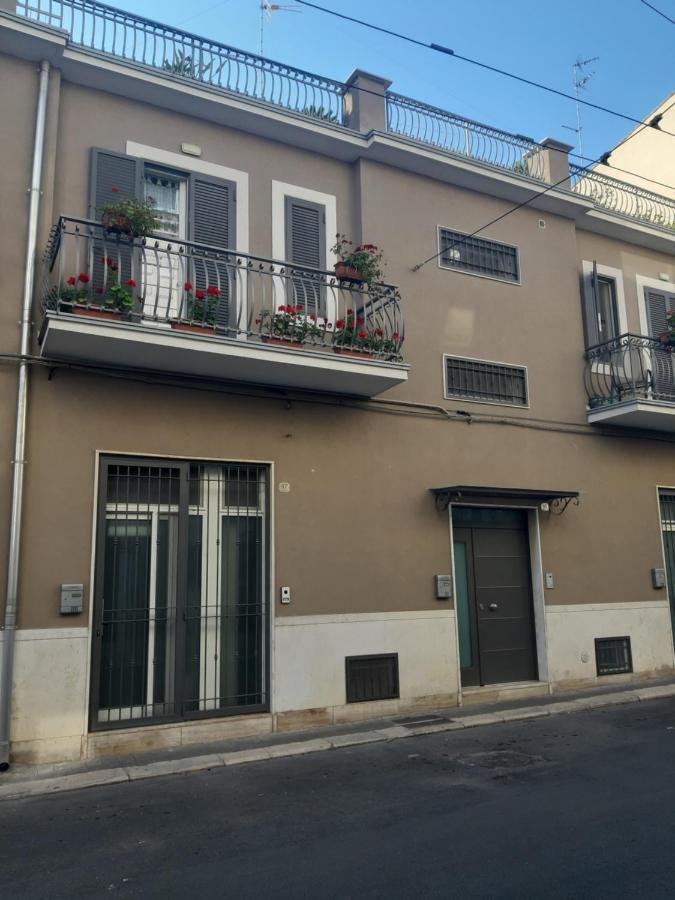 דירות בארי Casa Lucia מראה חיצוני תמונה